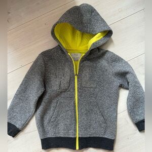Gray and neon yellow sculpted athletic sweatshirt Zara boys sz 7